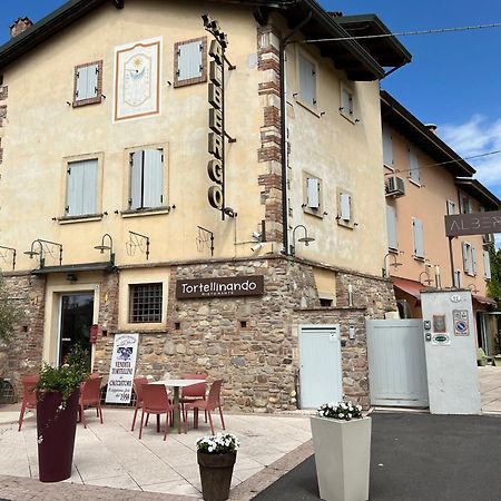 Albergo Al Cacciatore Tortellinando Valeggio sul Mincio Bagian luar foto