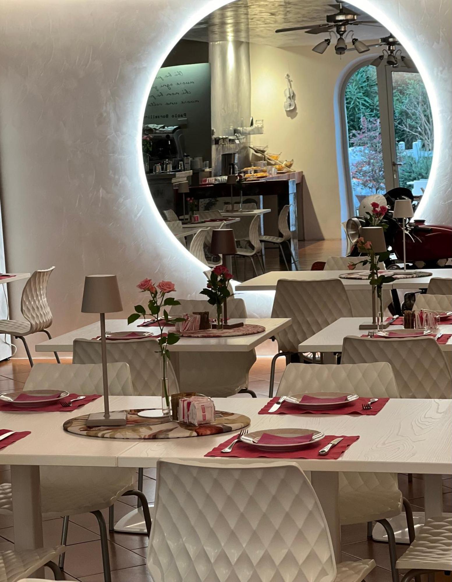 Albergo Al Cacciatore Tortellinando Valeggio sul Mincio Bagian luar foto