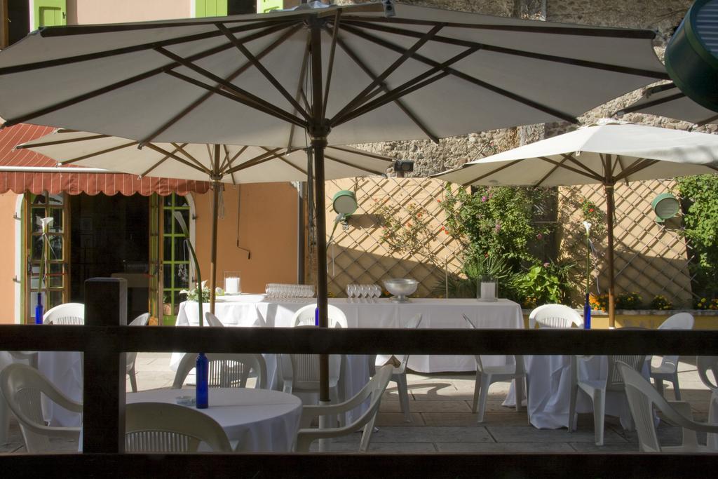 Albergo Al Cacciatore Tortellinando Valeggio sul Mincio Bagian luar foto