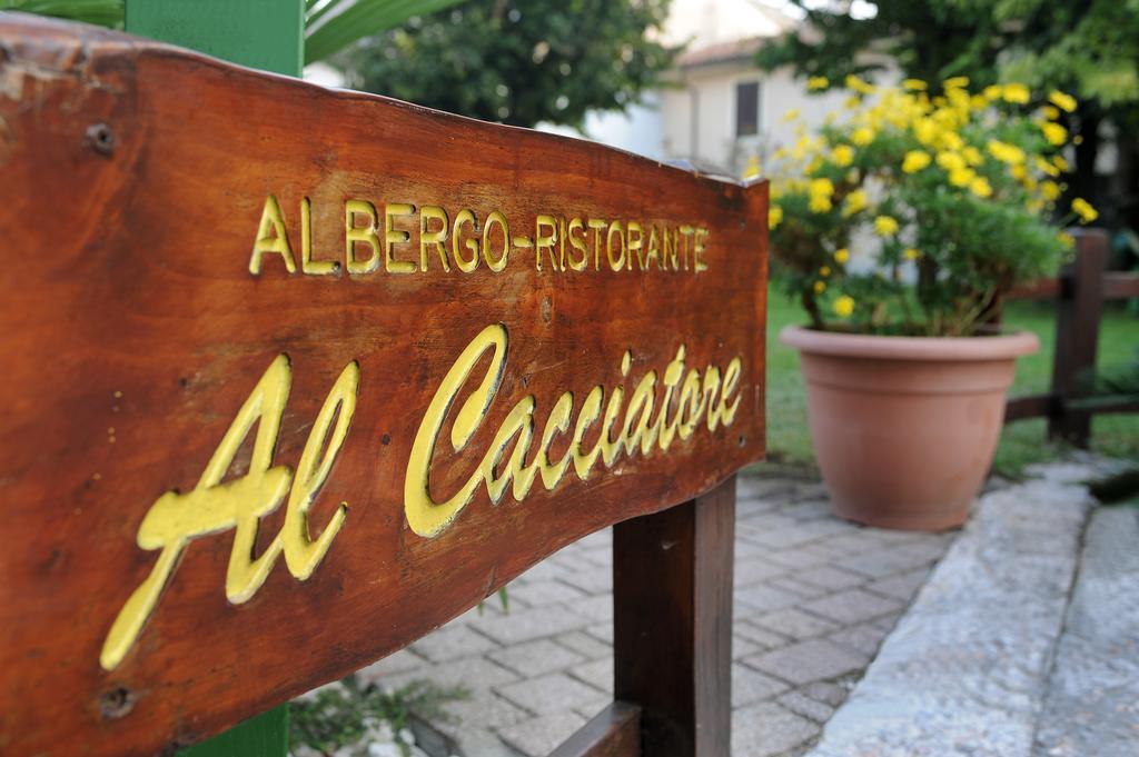 Albergo Al Cacciatore Tortellinando Valeggio sul Mincio Bagian luar foto